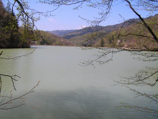 Hodrua-Hmre: Doln jazero.
