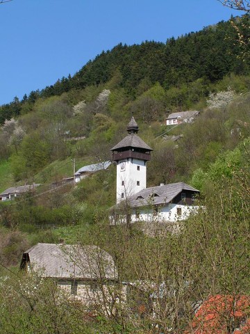Hodrua-Hmre: Dedina.