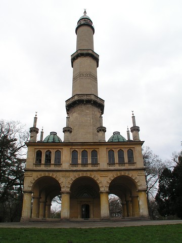 LEDNICE: Minaret.