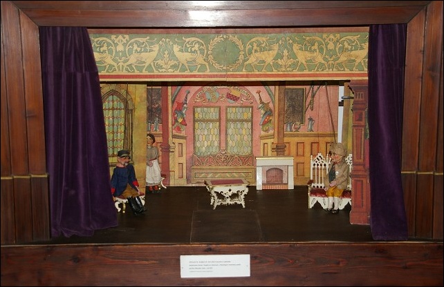 <FONT SIZE=2>Divadeln� predstavenia pre najmen��ch 