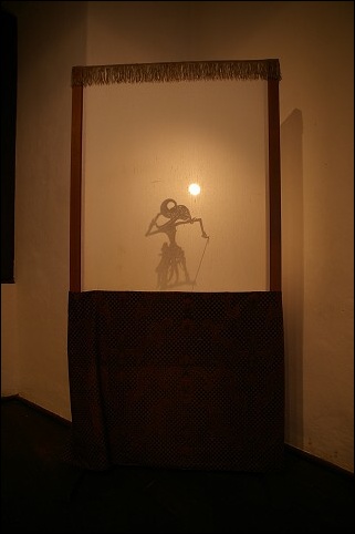 <FONT SIZE=2>Zauj�mavosti z expoz�cie b�bok 