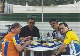 A toto je zasluzena vecera v kempe